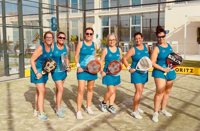 Nuestro equipo Padelcat Femenino C – Blue Girls gana 3-o al Padel Nuestro