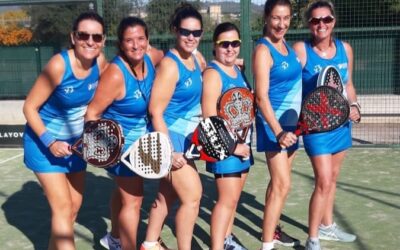 Nuestro equipo Padelcat Femenino C – Blue Girls se clasifica a Octavos del Máster Padelcat