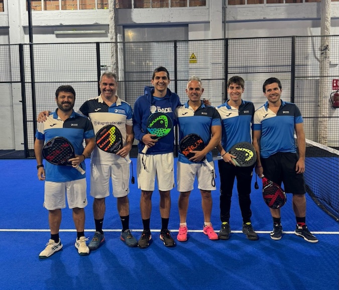 Nuestro equipo Padelcat Masculino A gana 1-2 al CPI