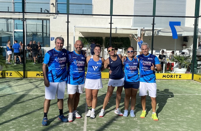 Nuestro equipo Padelcat Mixto B se clasifica a semifinales del Máster