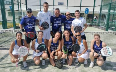 Derbi entre los equipos Padelcat Mixto F y Mixto D